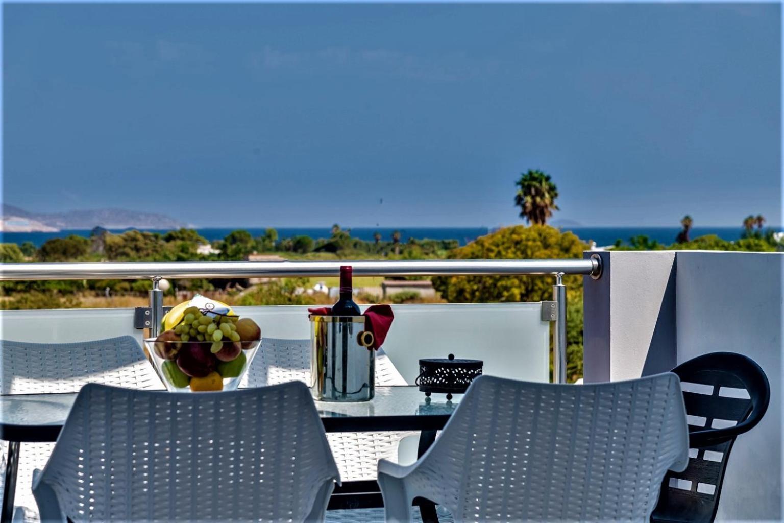 Xenos Villa 2 With A Private Pool,Near The Sea Tigaki Exteriér fotografie